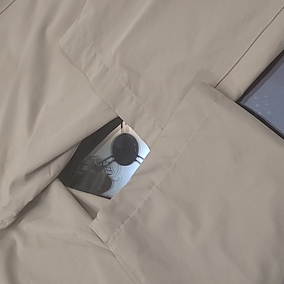 UNDER ARMOUR TECHNICAL GOLF PANTS 34 X 32 LIKE NEW - Picture 6 of 9